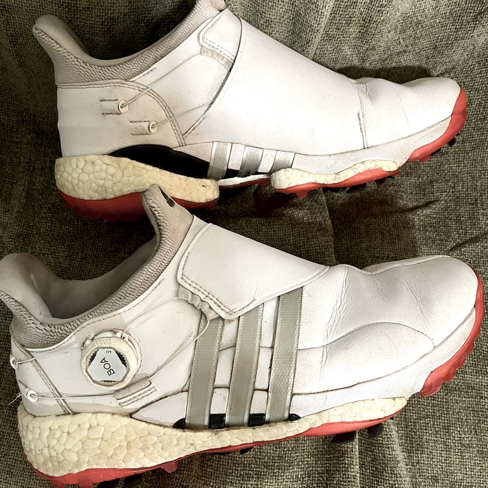 Men’s Adidas, BOA tour 360 spiked golf shoes, size 10